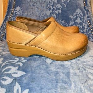 Professional Honey Distressed Dansko Clogs